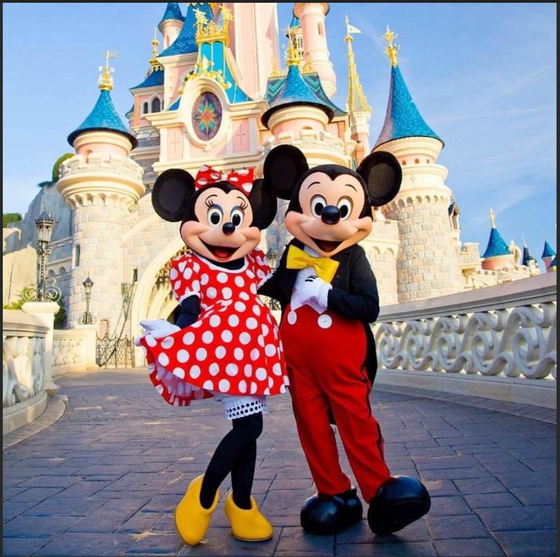 Studio Boheme Chic A Disney La Houssaye-en-Brie Exteriör bild